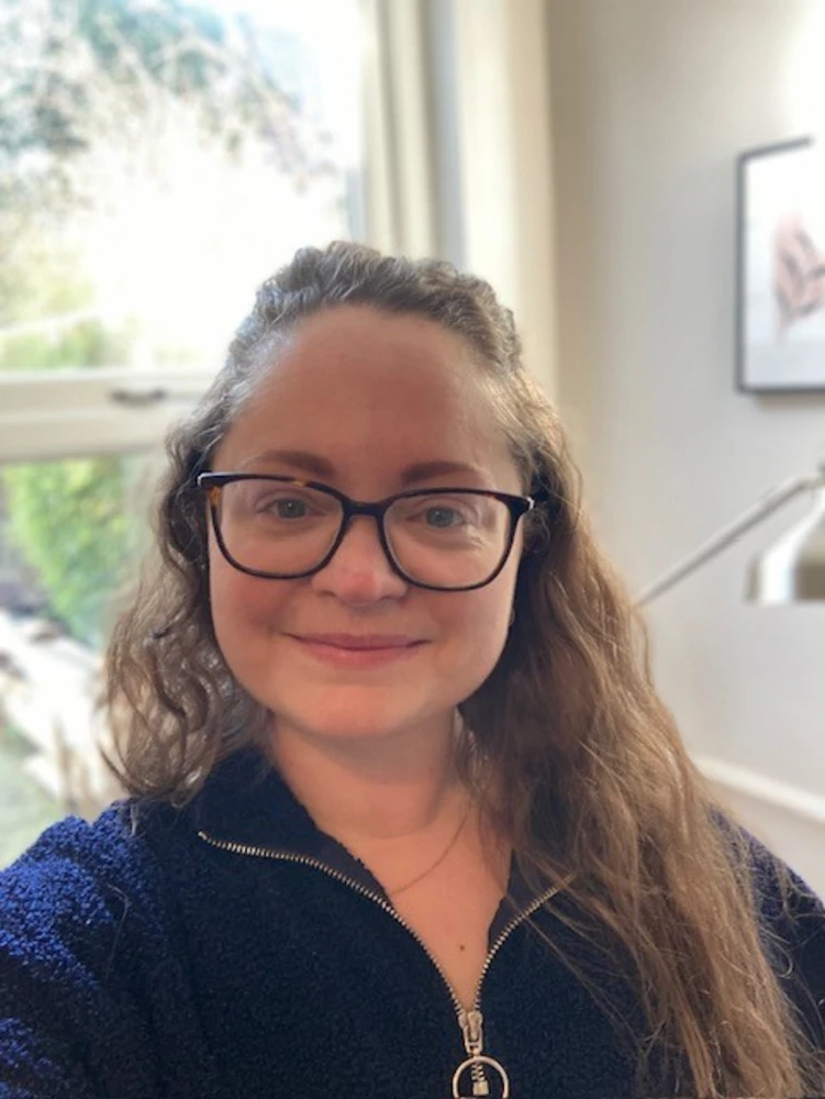 photo of Steph smiling